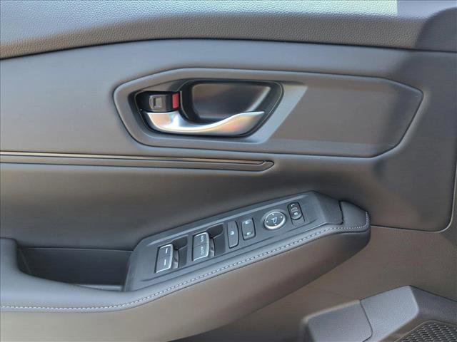 Used 2025 Honda Accord Sport image 19