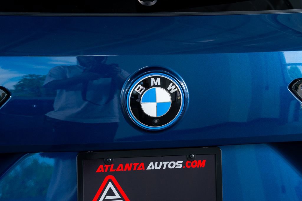 Used 2024 BMW iX xDrive50 w/ Premium Package AWD/4WD image 18