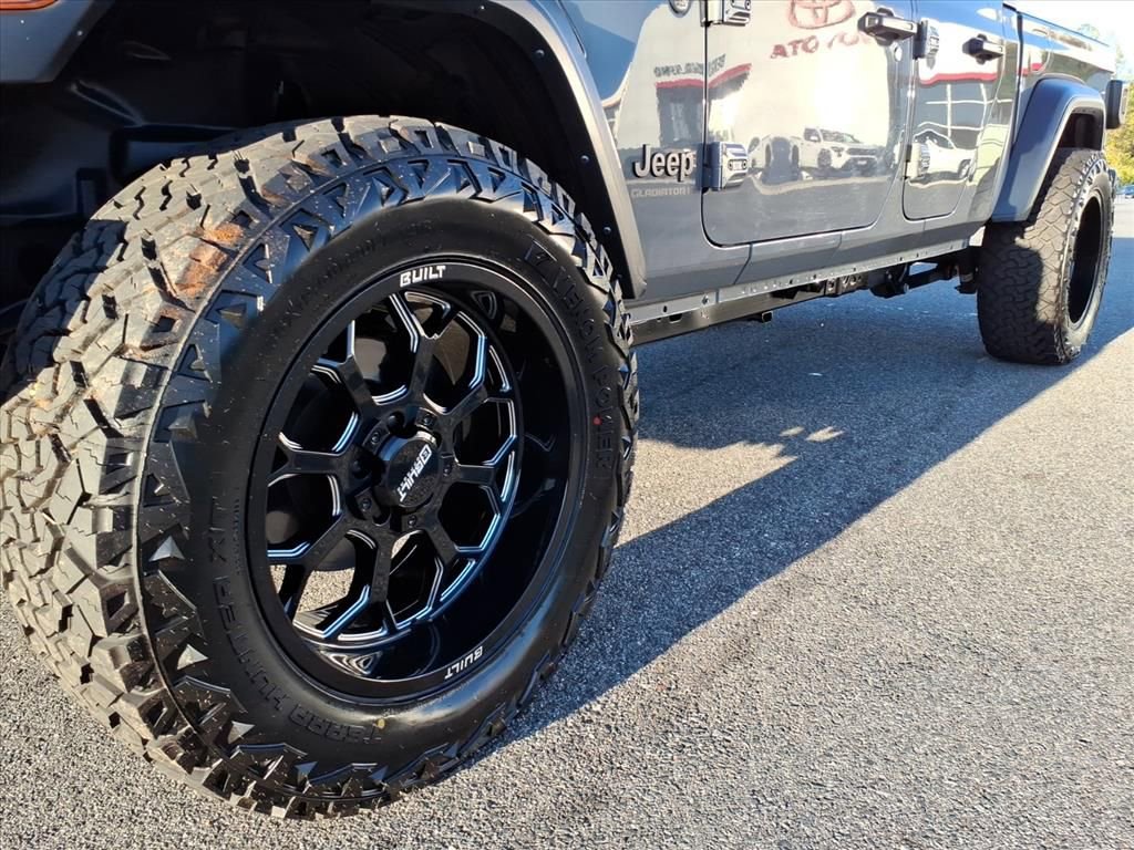 Used 2023 Jeep Gladiator Sport image 6