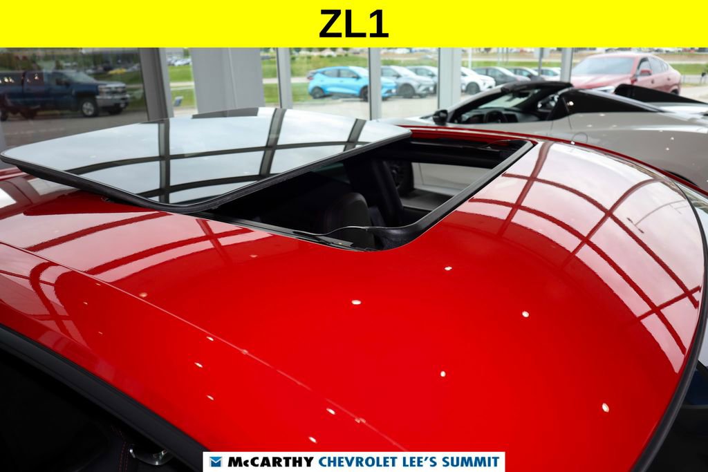 Used 2021 Chevrolet Camaro ZL1 RWD image 29