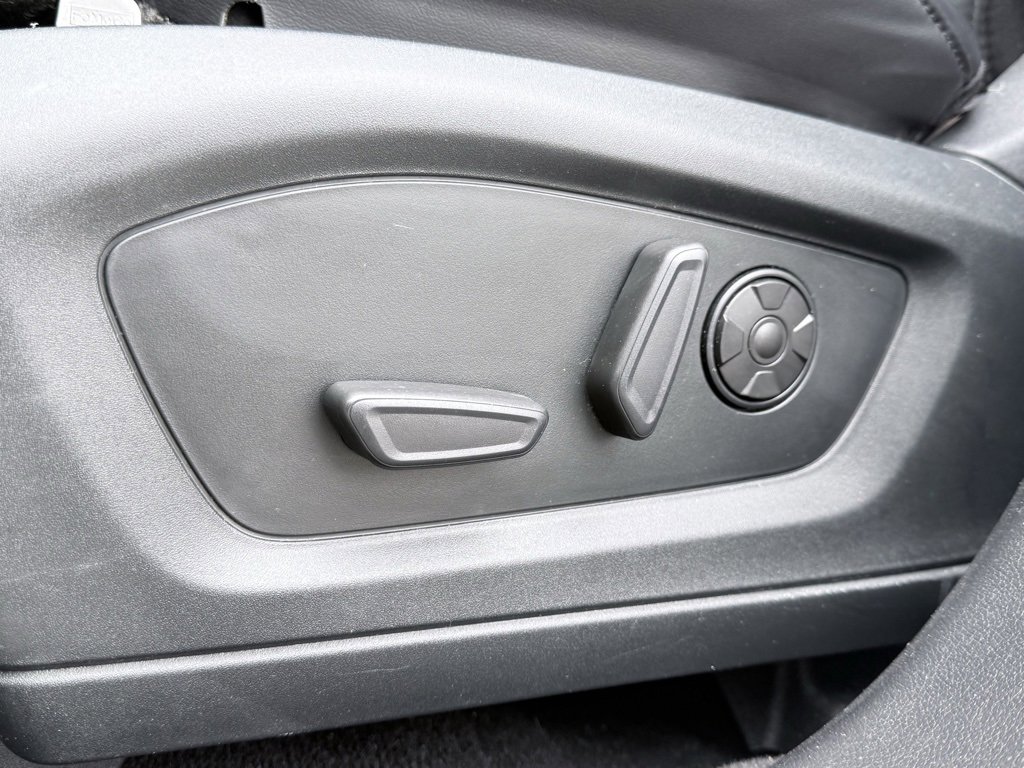 Used 2021 Ford Explorer Platinum w/ Equipment Group 601A image 22