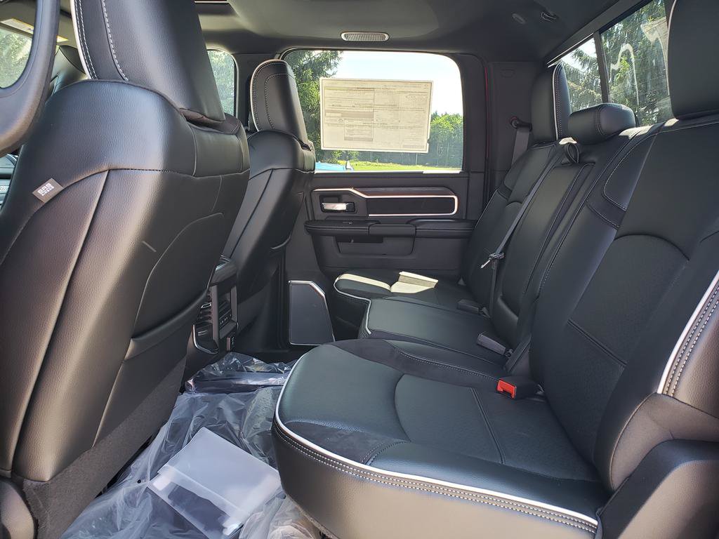 New 2026 RAM 2500 Laramie AWD/4WD image 12