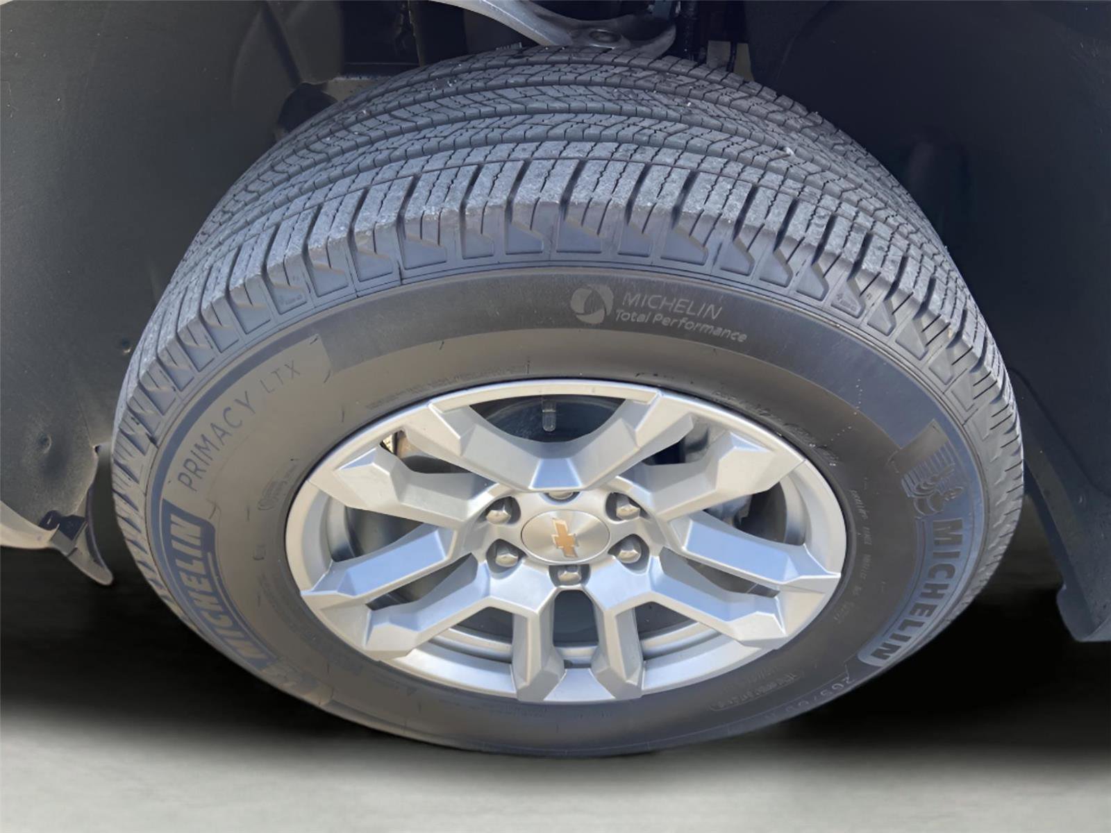 Used 2024 Chevrolet Silverado 1500 LT image 16