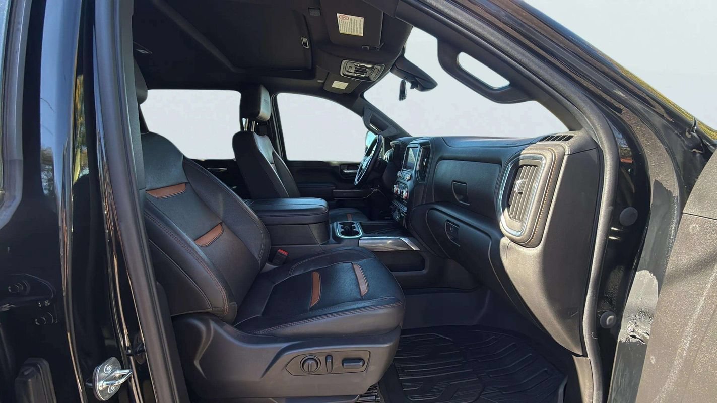 Used 2023 GMC Sierra 3500 AT4 w/ AT4 Preferred Package AWD/4WD image 17