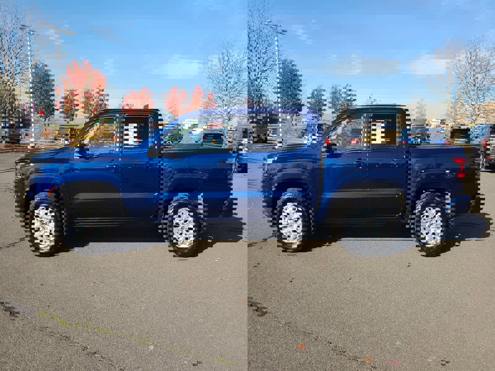 Used 2023 Nissan Frontier SV w/ SV Convenience Package image 11