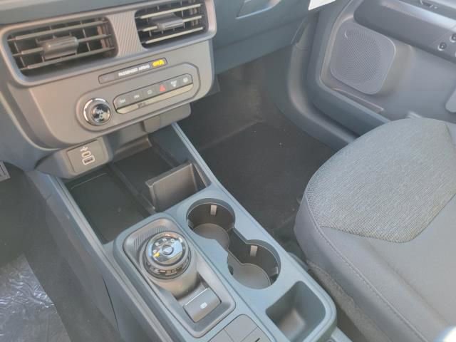 New 2025 Ford Maverick XL w/ Equipment Group 101A image 34