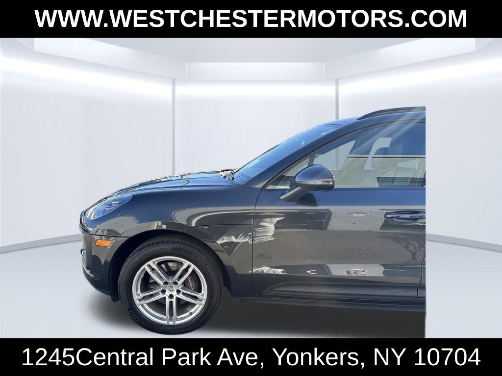 Used 2023 Porsche Macan AWD/4WD image 8