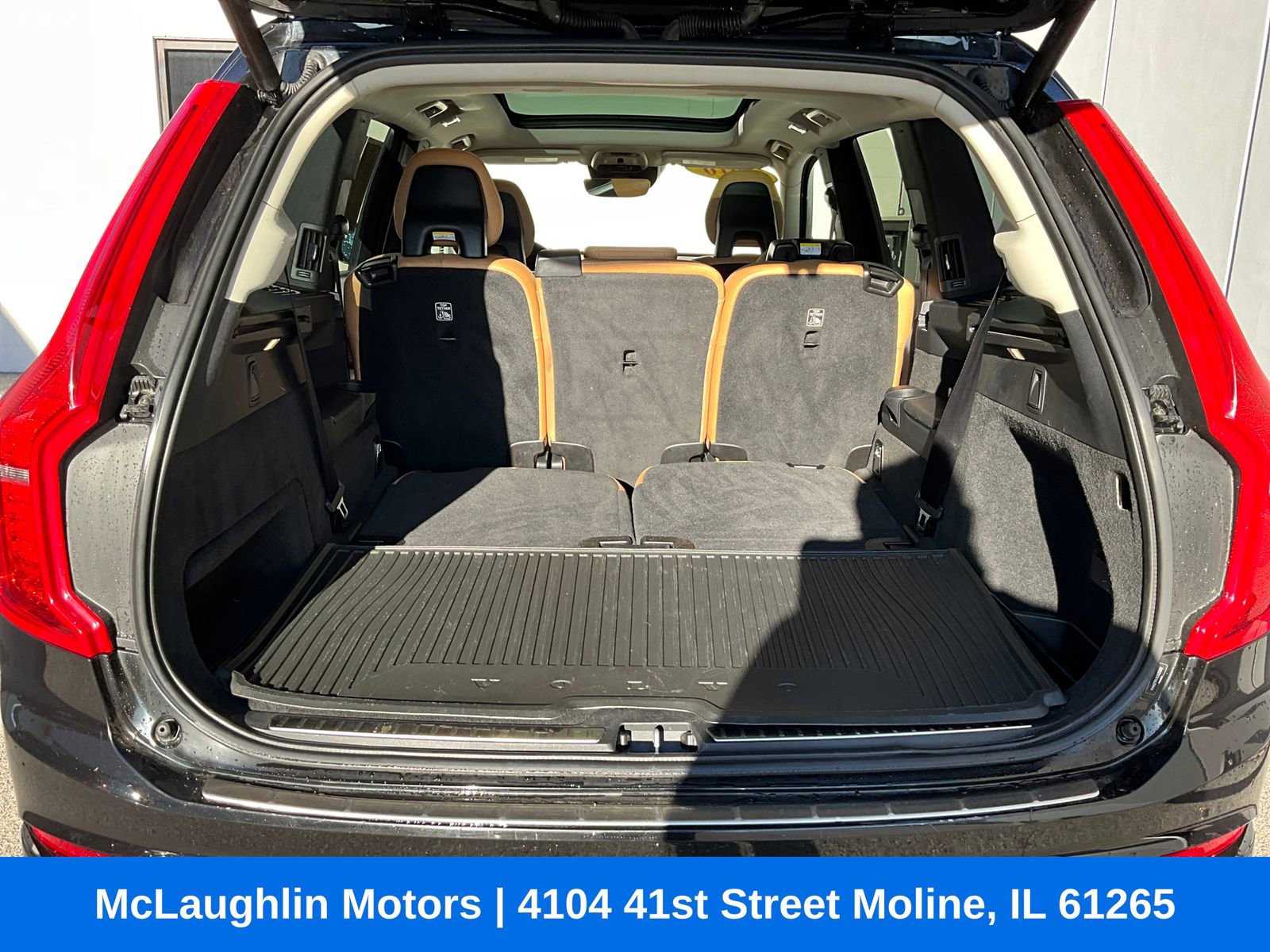 Used 2016 Volvo XC90 T6 Momentum w/ Protection Package Plus image 11