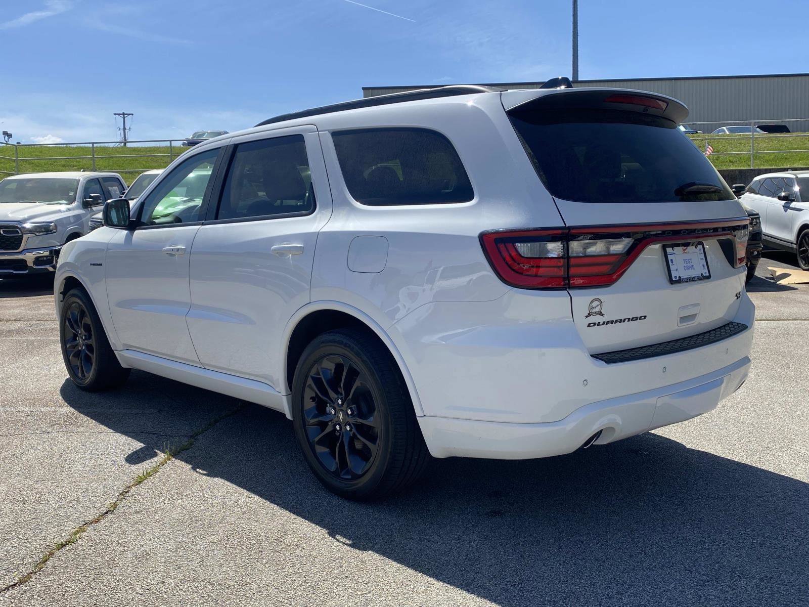 Certified 2024 Dodge Durango R/T image 9