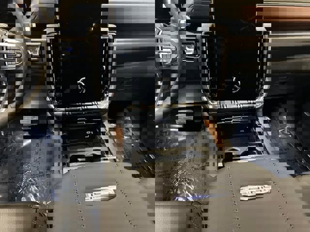 New 2026 GMC Yukon XL Denali w/ Sun & Power Step Package image 12