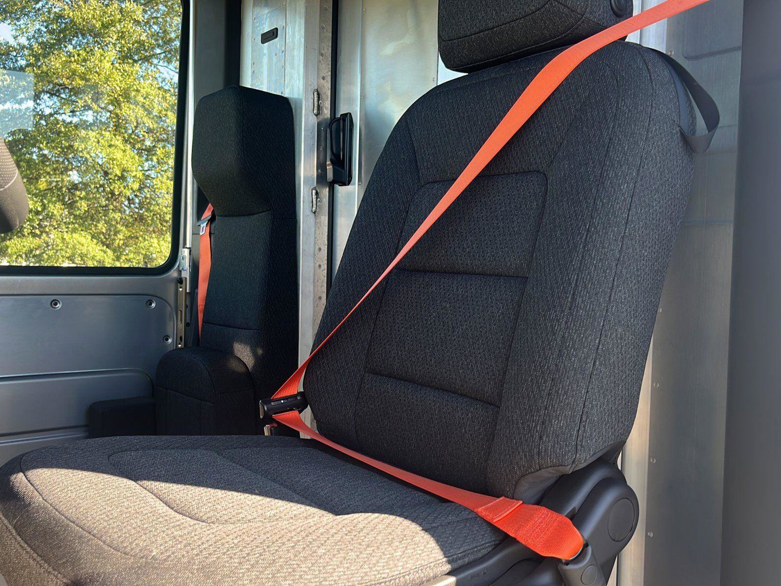 New 2025 Chevrolet Brightdrop 400 w/ Battery Pack, Max Range image 18