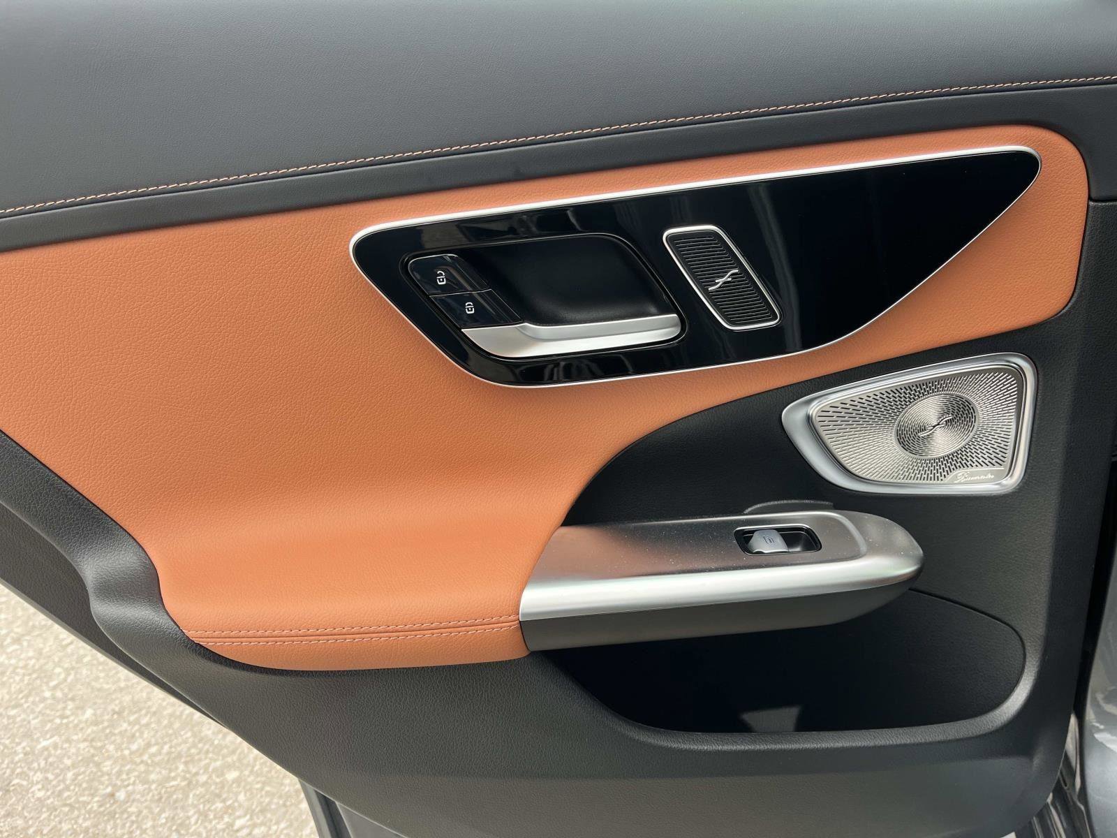 Certified 2024 Mercedes-Benz C 300 4MATIC Sedan image 14