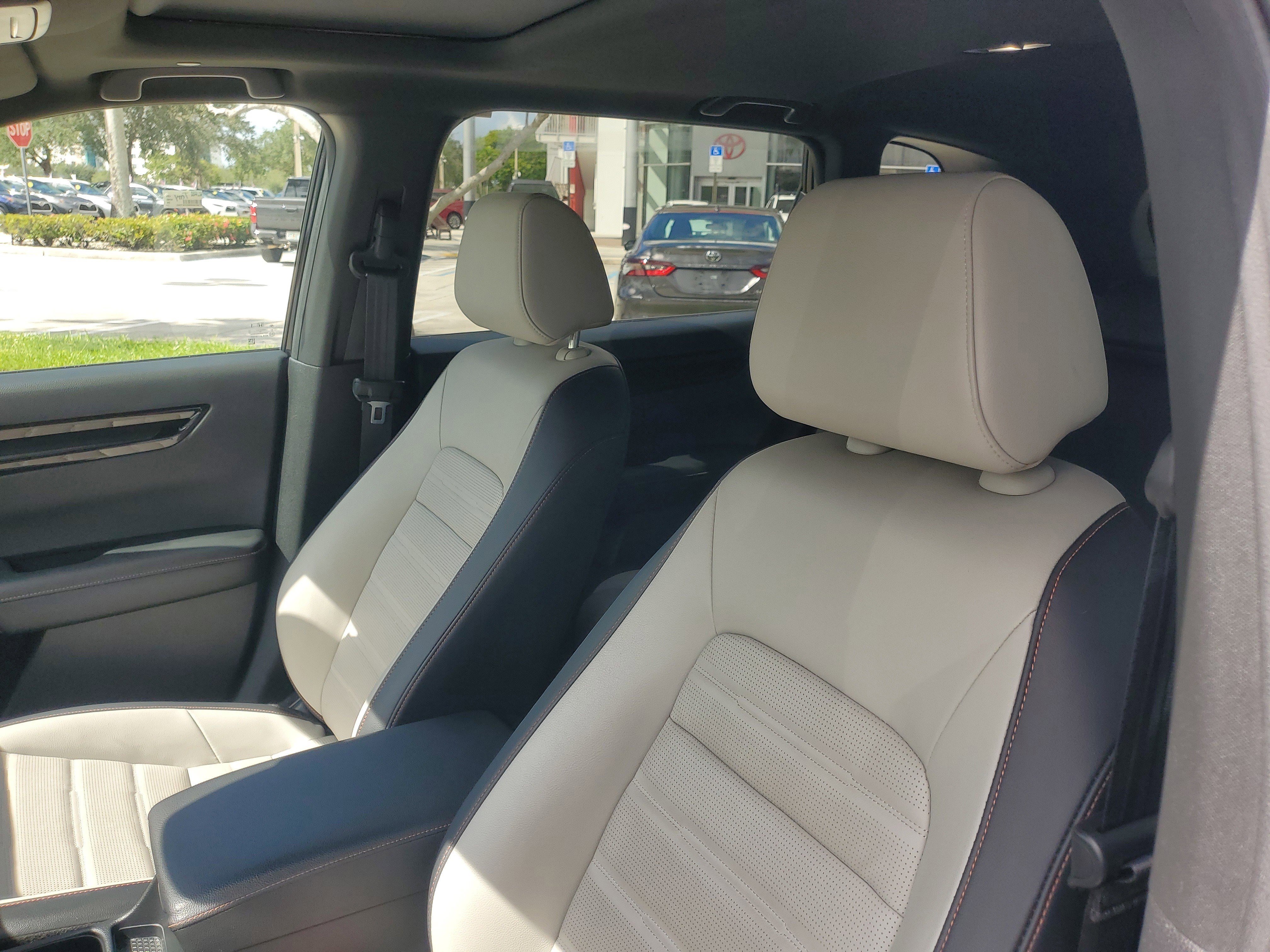 Used 2024 Honda CR-V Sport Touring image 19