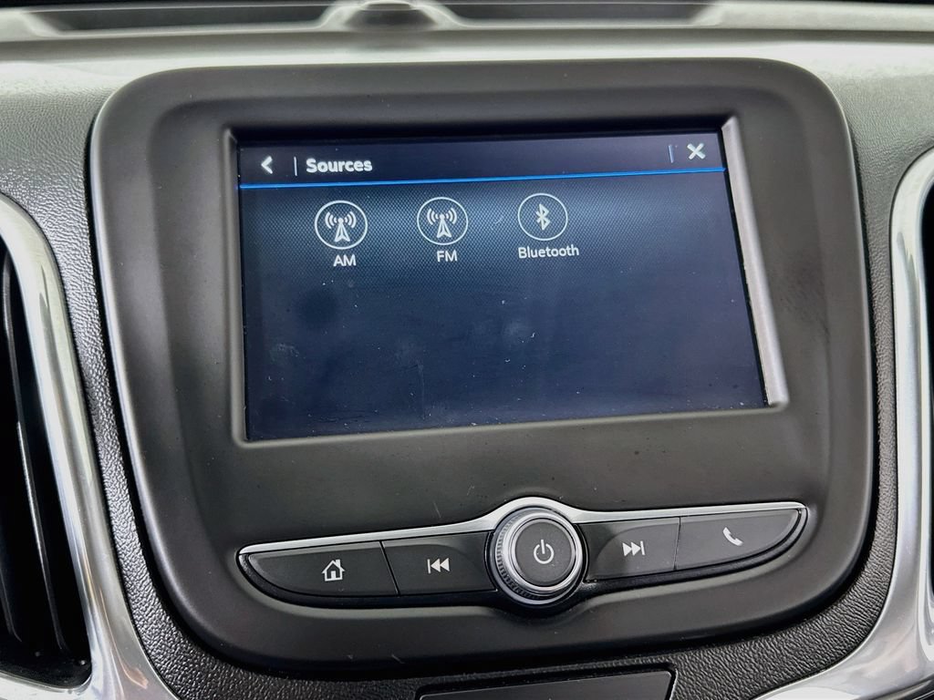 Used 2019 Chevrolet Equinox LS AWD/4WD image 35