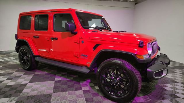 Used 2025 Jeep Wrangler Unlimited Sahara image 25