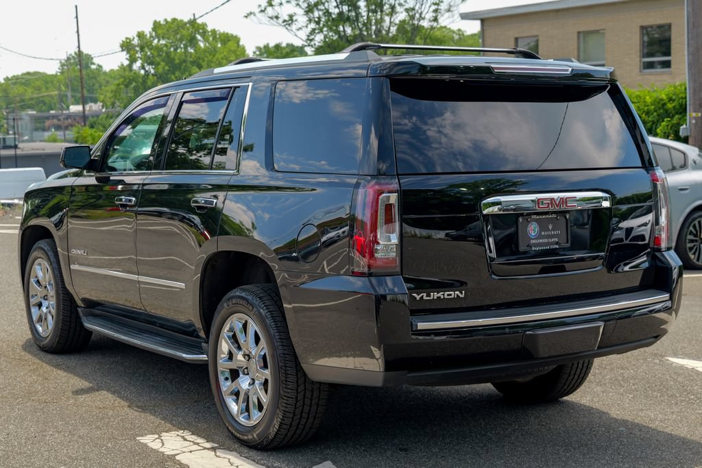 Used 2017 GMC Yukon Denali w/ Open Road Package AWD/4WD image 5