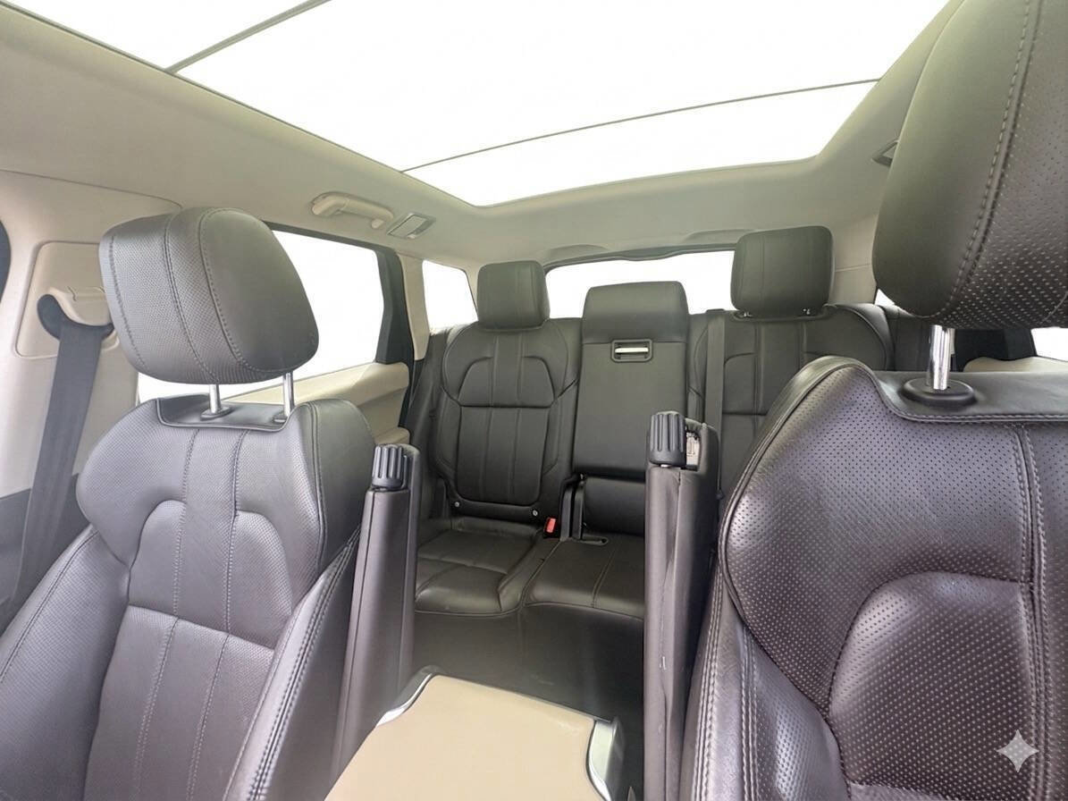 Used 2017 Land Rover Range Rover Sport HSE image 10