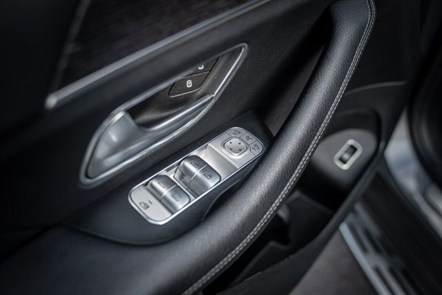 Used 2022 Mercedes-Benz GLS 450 4MATIC image 50