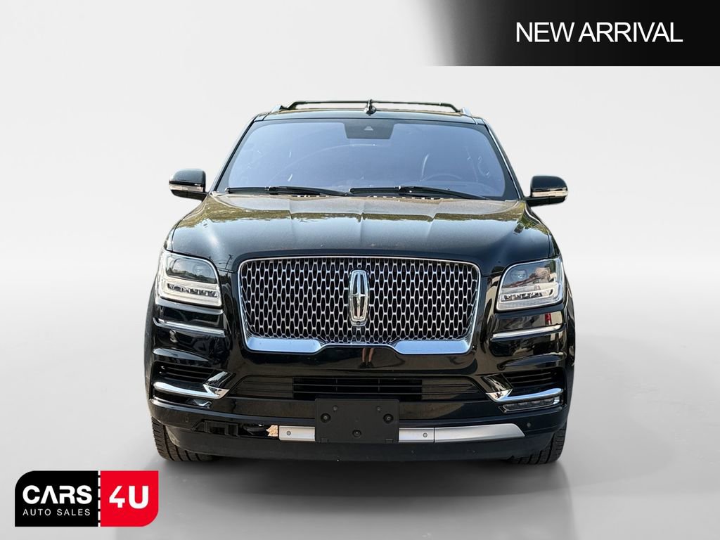Used 2018 Lincoln Navigator Reserve w/ Technology Package AWD/4WD image 2