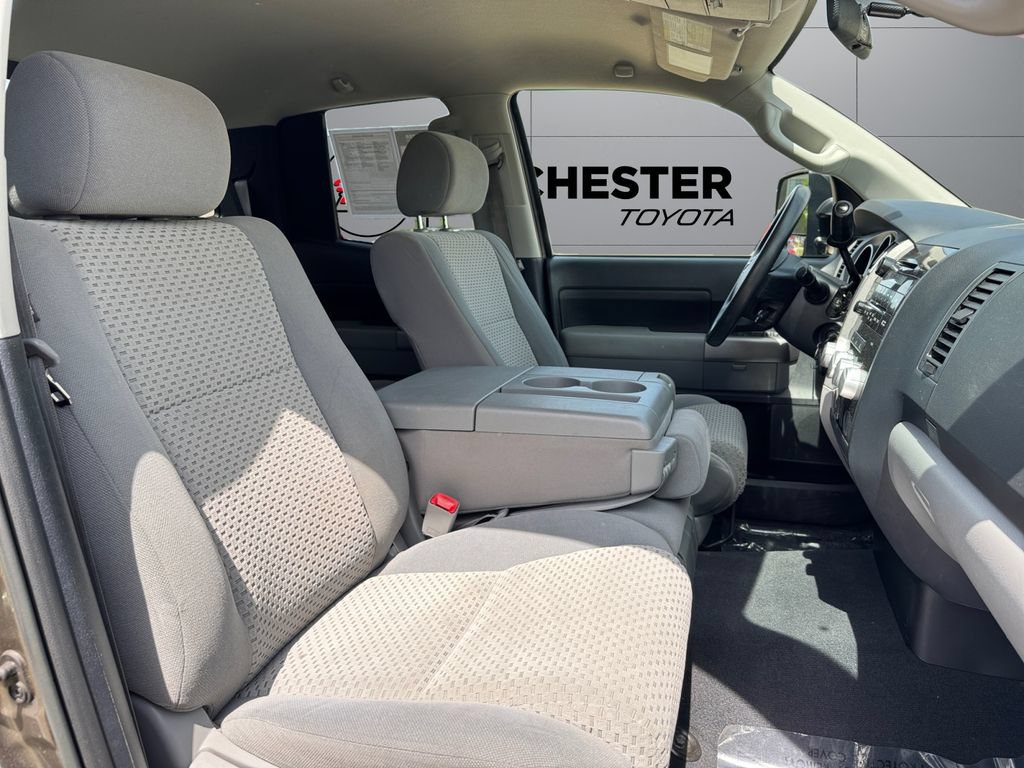 Used 2013 Toyota Tundra 4x4 Double Cab w/ Tow Pkg image 17