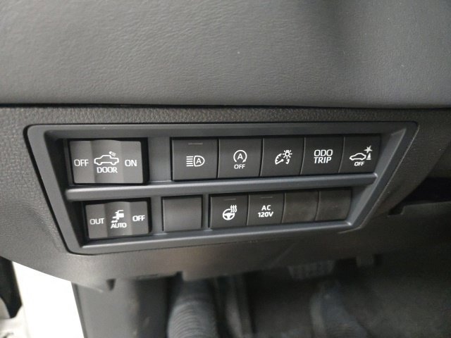 New 2026 Toyota Tundra Platinum AWD/4WD image 33