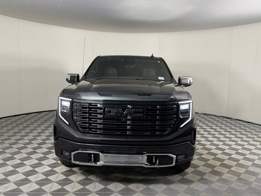 Used 2022 GMC Sierra 1500 Denali Ultimate AWD/4WD image 5
