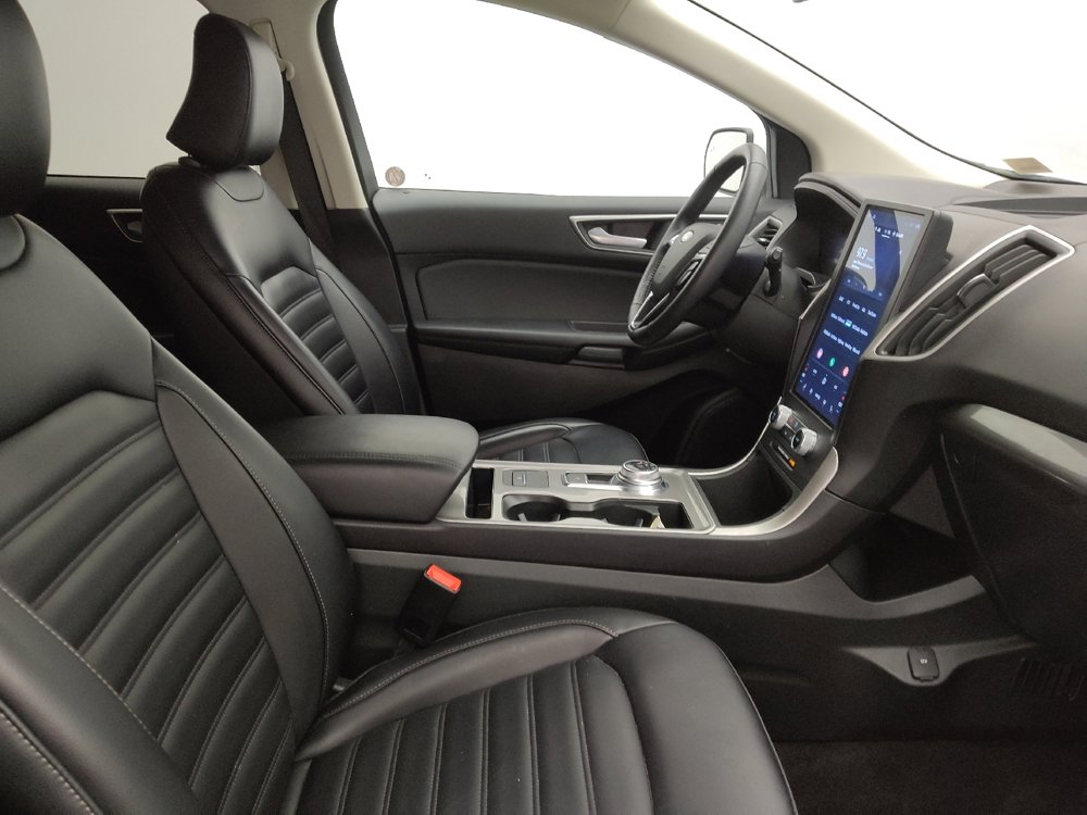 Used 2024 Ford Edge SEL image 21