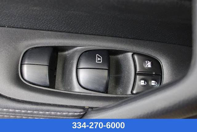 Certified 2021 Nissan Rogue Sport S image 15