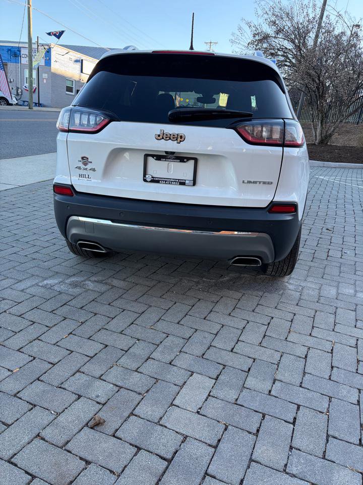 Used 2020 Jeep Cherokee Limited image 13