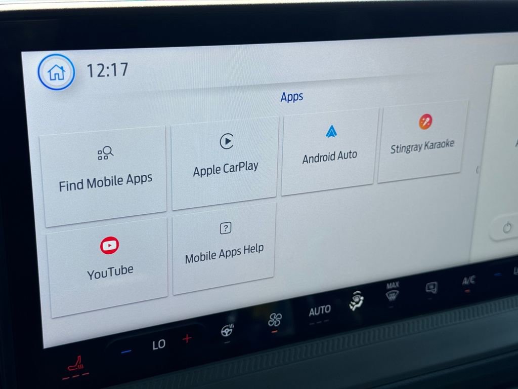 Used 2025 Ford Maverick Lariat w/ Black Appearance Package image 23