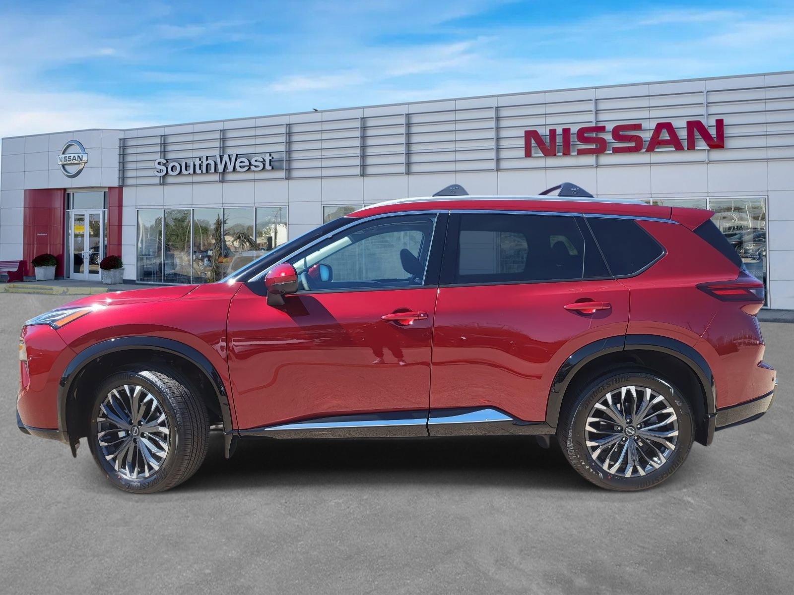 New 2026 Nissan Rogue Platinum image 9