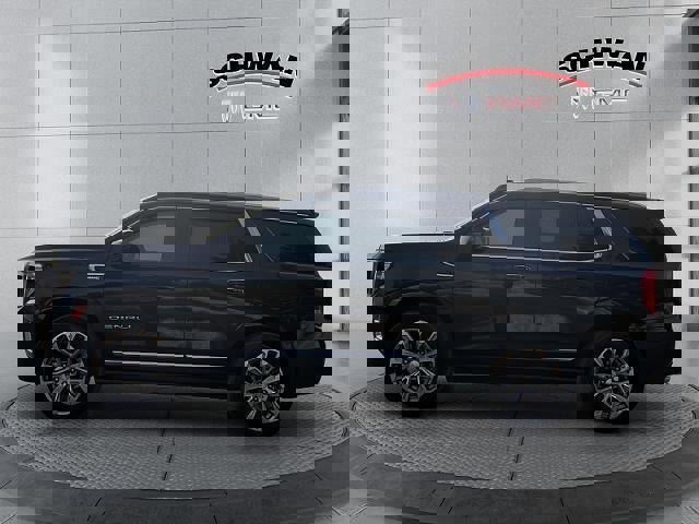 Used 2021 GMC Yukon Denali w/ Denali Ultimate Package image 7