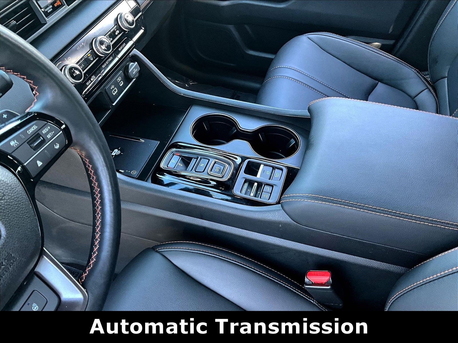 Used 2024 Honda Pilot TrailSport image 18