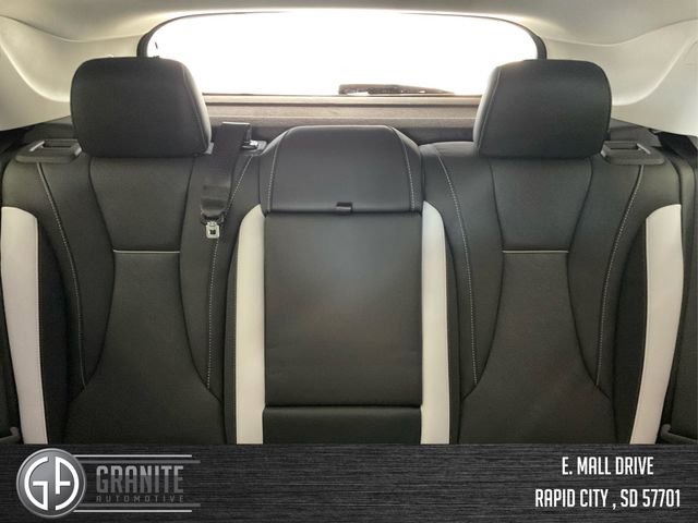 New 2025 Buick Envision Sport Touring image 15