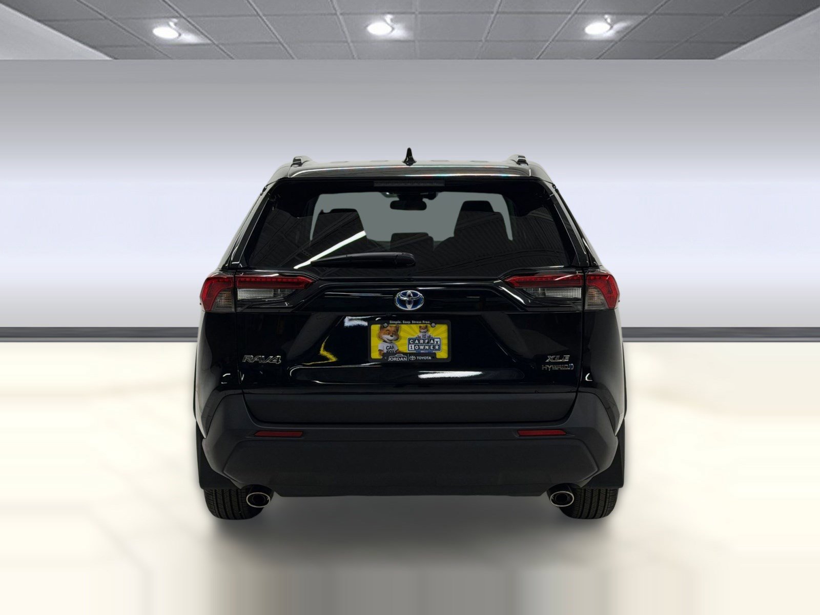 Used 2024 Toyota RAV4 XLE Premium w/ Weather Package image 8