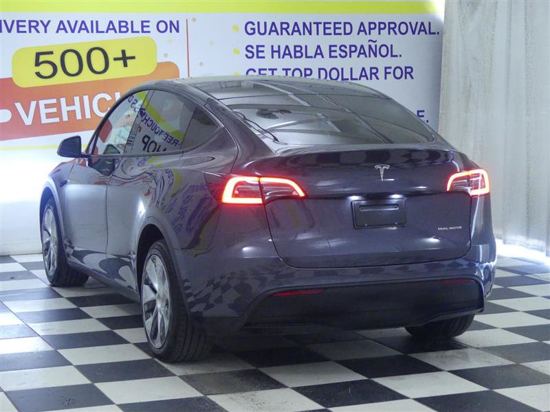 Used 2022 Tesla Model Y Long Range AWD/4WD image 5
