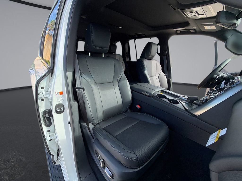New 2026 Lexus LX 700h Luxury AWD/4WD image 16