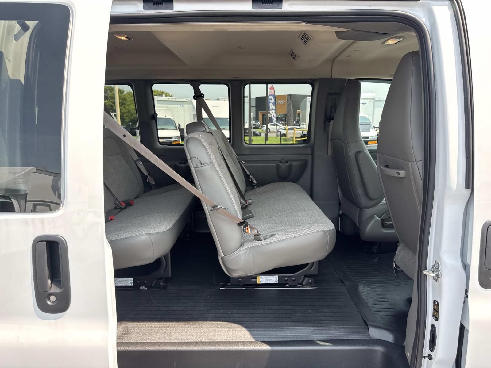 New 2026 Chevrolet Express 3500 LS w/ Chrome Appearance Package RWD image 13