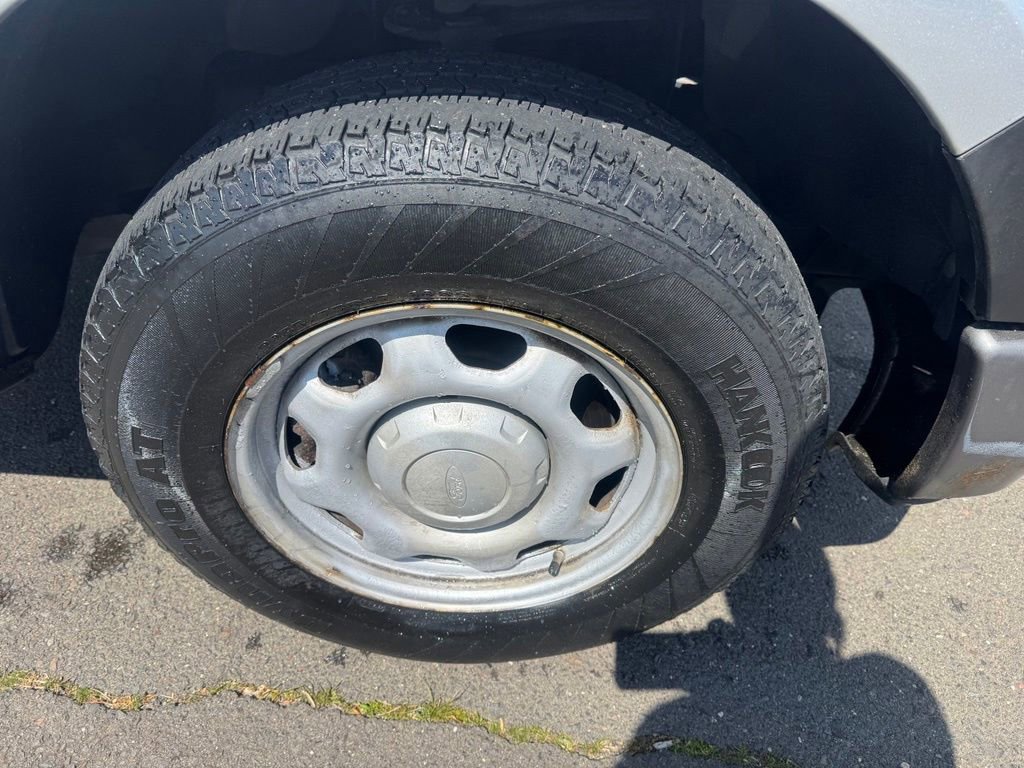 Used 2010 Ford F150 XL RWD image 14