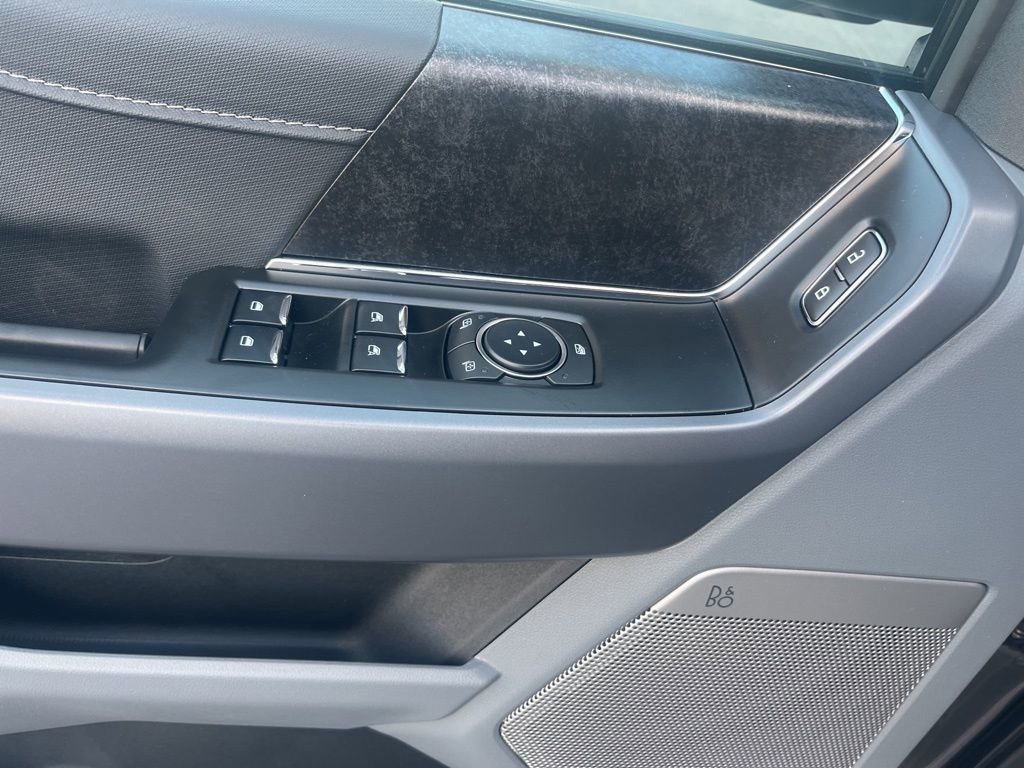 New 2025 Ford F150 Lightning Flash AWD/4WD image 21