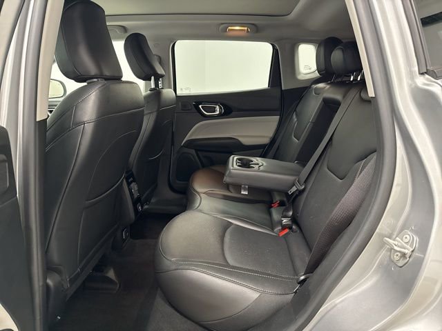 Used 2022 Jeep Compass Limited w/ Sun and Sound Group image 20