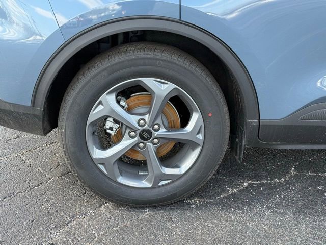 New 2025 Ford Escape ST-Line w/ Equipment Group 301A FWD image 11