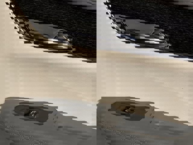 Certified 2022 Cadillac XT6 Premium Luxury image 30