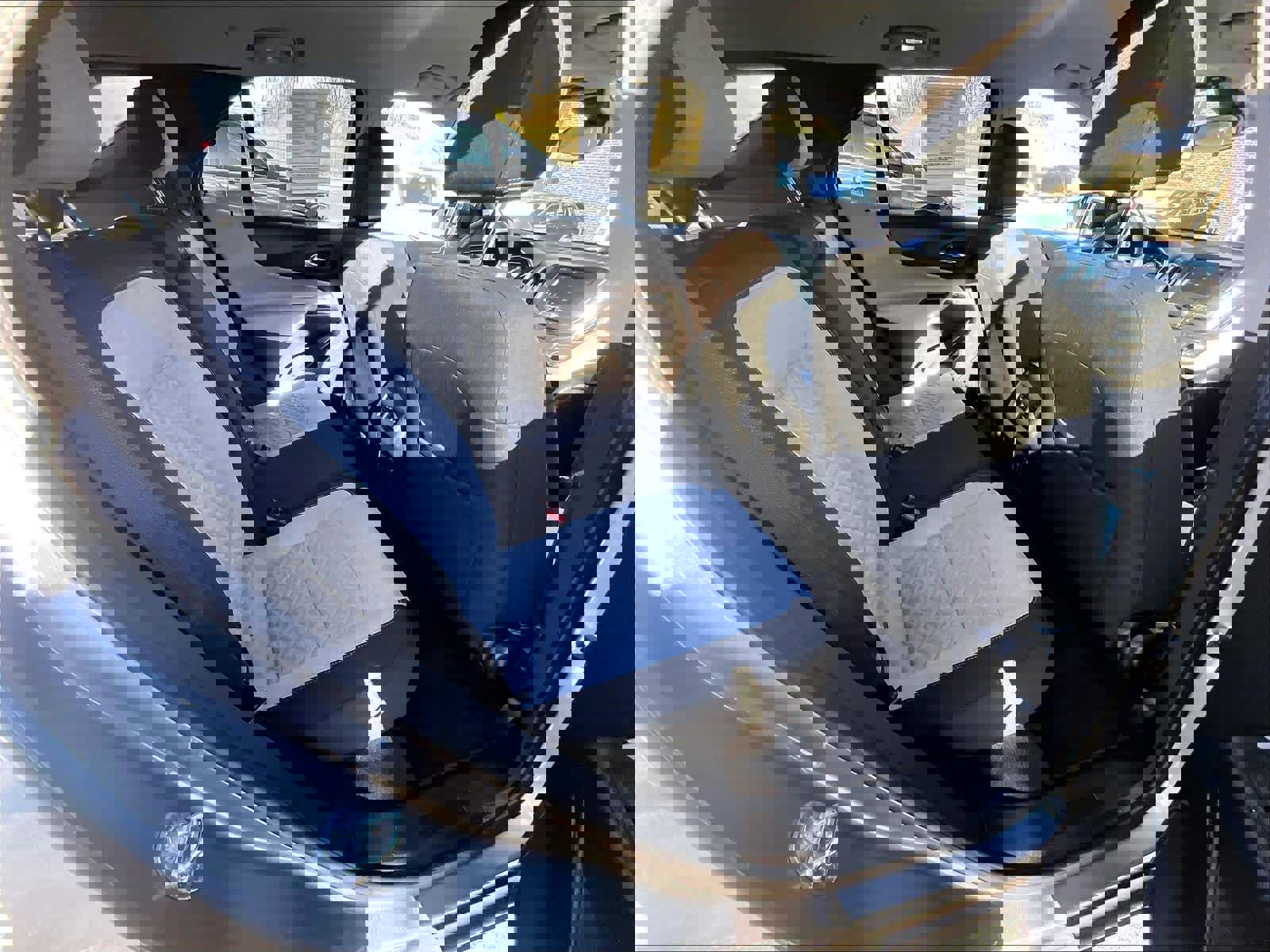 Used 2023 Chevrolet Equinox LS w/ LS Convenience Package image 16