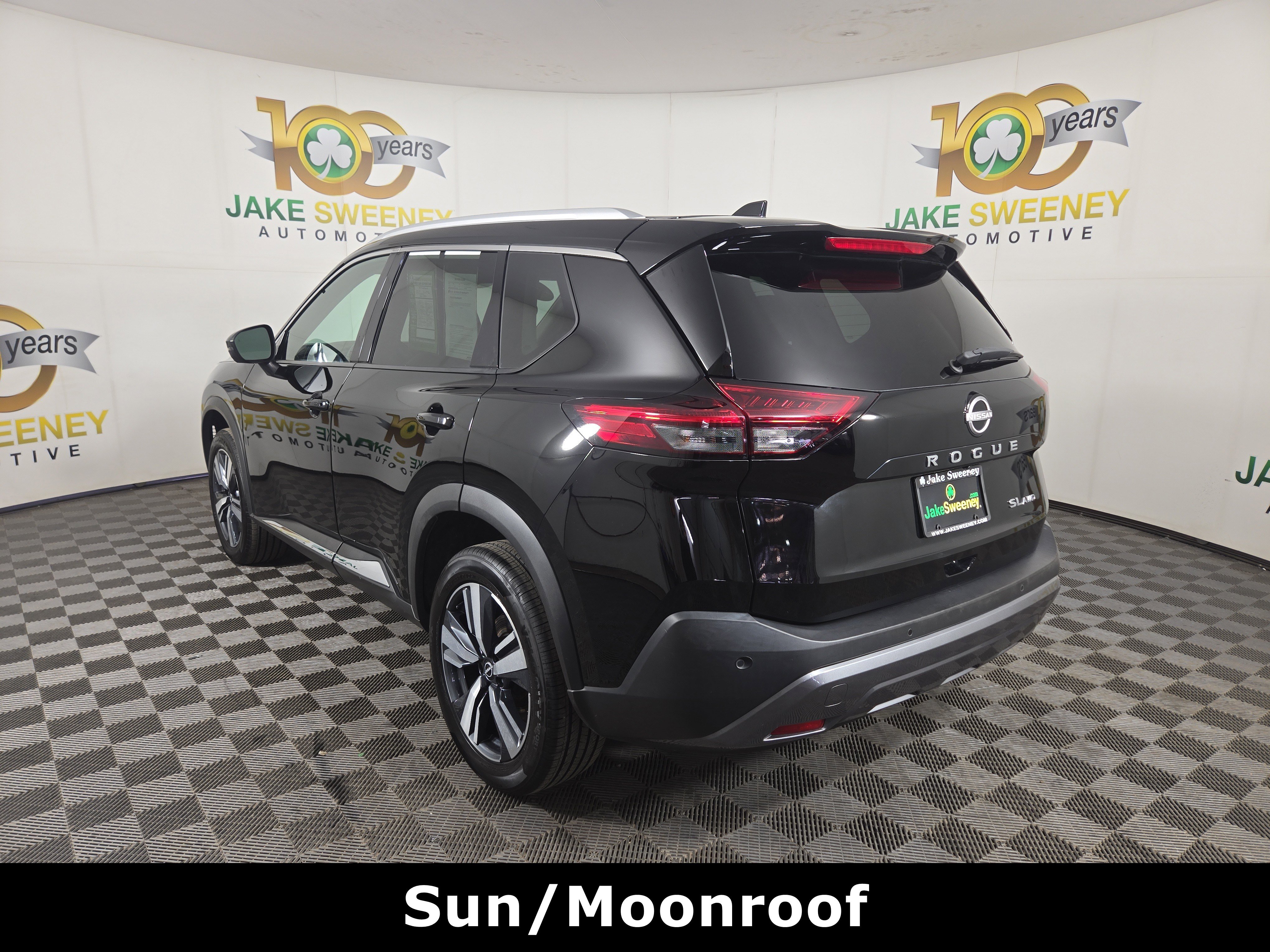Used 2023 Nissan Rogue SL AWD/4WD image 7
