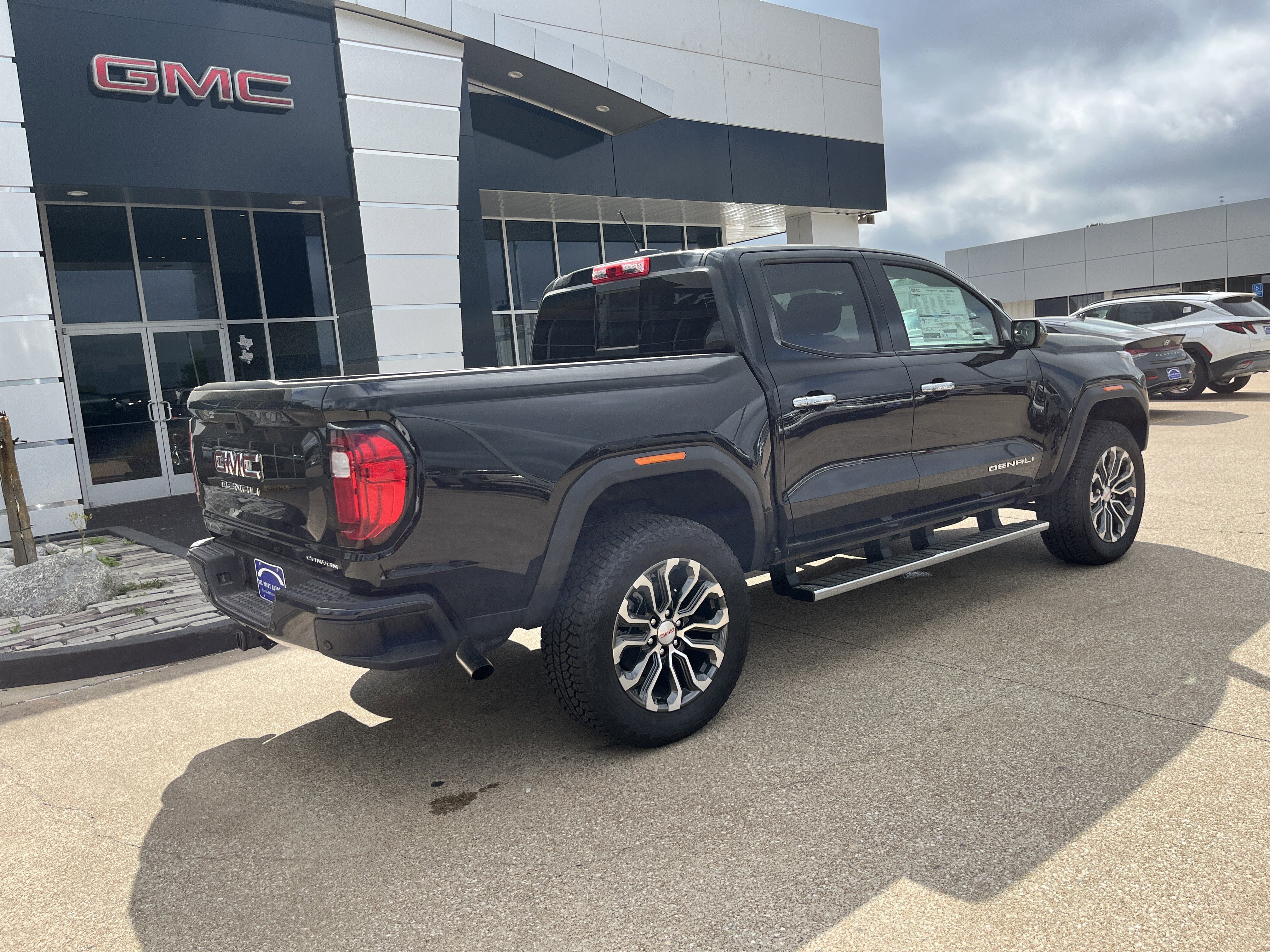 New 2026 GMC Canyon Denali AWD/4WD image 3