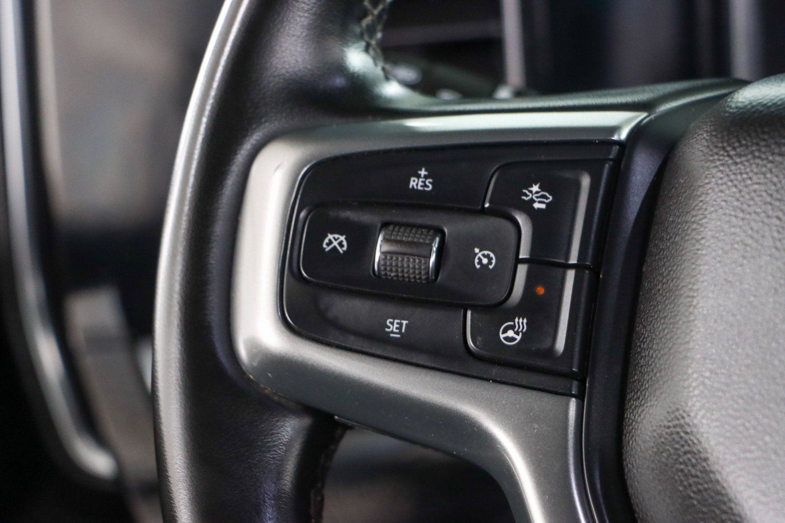 Used 2024 Chevrolet Silverado 2500 LTZ AWD/4WD image 14