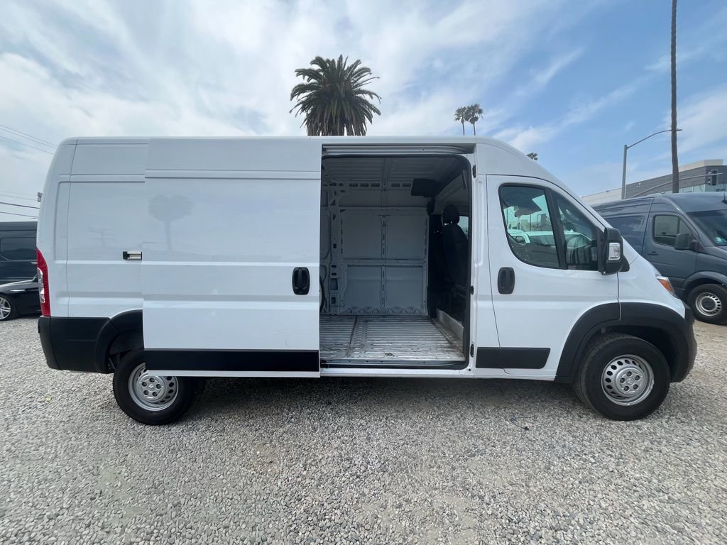 Used 2024 RAM ProMaster 2500 w/ Safety Group image 5