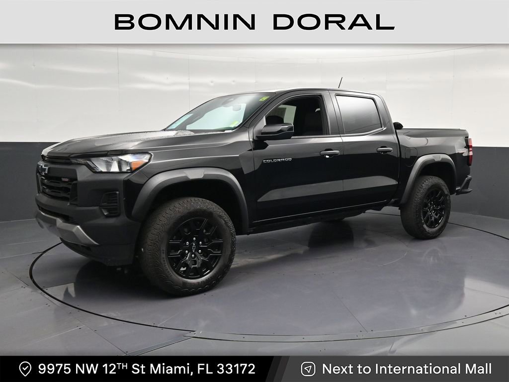 Used 2024 Chevrolet Colorado Trail Boss w/ Advanced Trailering Package AWD/4WD video 1