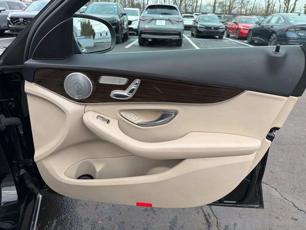 Used 2021 Mercedes-Benz C 300 Sedan image 26